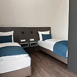 Schoene Aussicht, Stilvoll Modern, Direkt Am Ruestersieler Hafen 3* Βίλχελμσχαφεν