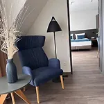 Ξενοδοχείο Schoene Aussicht, Stilvoll Modern, Direkt Am Ruestersieler Hafen