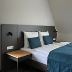 Schoene Aussicht, Stilvoll Modern, Direkt Am Ruestersieler Hafen 호텔