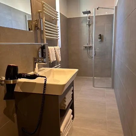 ホテル Schoene Aussicht