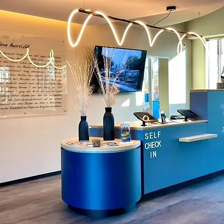 Hotel Schoene Aussicht, Stilvoll Modern, Direkt Am Ruestersieler Hafen Hotel 3*