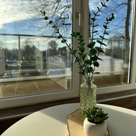 Schoene Aussicht, Stilvoll Modern, Direkt Am Ruestersieler Hafen 3*