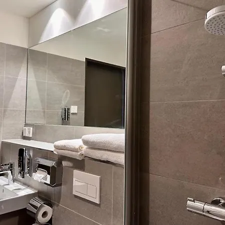 Hotel Schoene Aussicht 3*