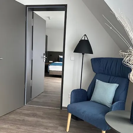Schoene Aussicht, Stilvoll Modern, Direkt Am Ruestersieler Hafen Hotel Wilhelmshaven