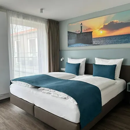 Hotel Hotel Schoene Aussicht, Stilvoll Modern, Direkt Am Ruestersieler Hafen 3*