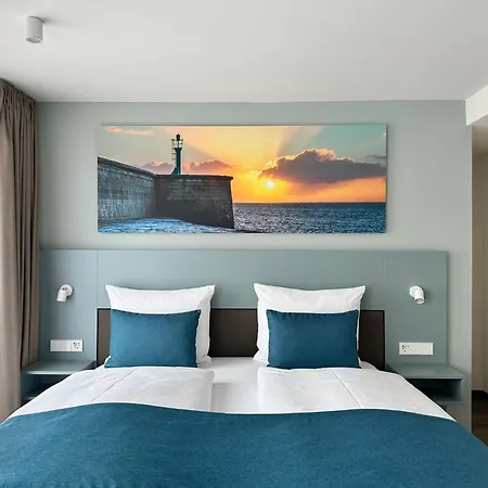 Hotel Hotel Schoene Aussicht, Stilvoll Modern, Direkt Am Ruestersieler Hafen Wilhelmshaven