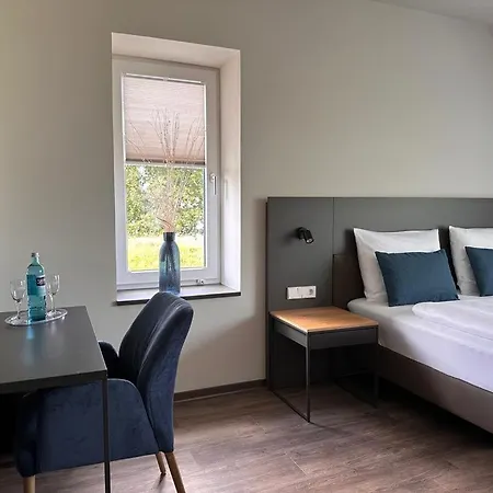 Schoene Aussicht, Stilvoll Modern, Direkt Am Ruestersieler Hafen 3* Wilhelmshaven