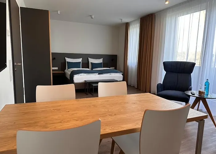 Hotel Schöne Aussicht, Stilvoll Modern, Direkt Am Rüstersieler Hafen Wilhelmshaven
