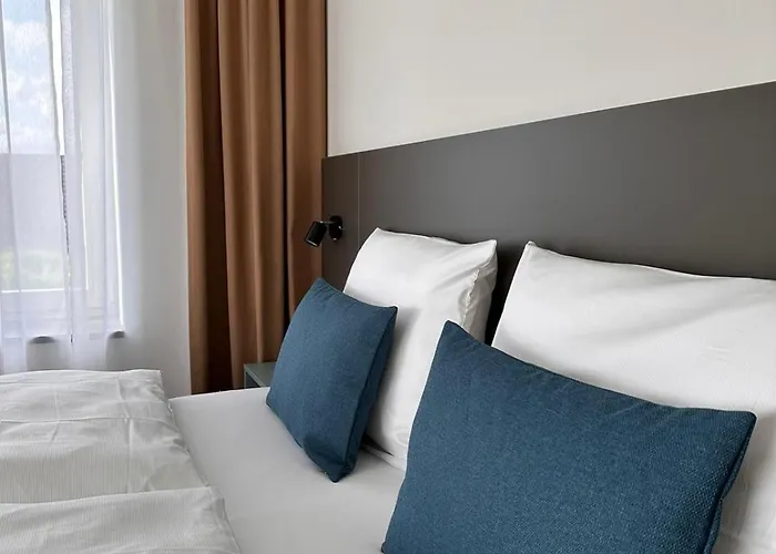 Schoene Aussicht, Stilvoll Modern, Direkt Am Ruestersieler Hafen 3* Wilhelmshaven